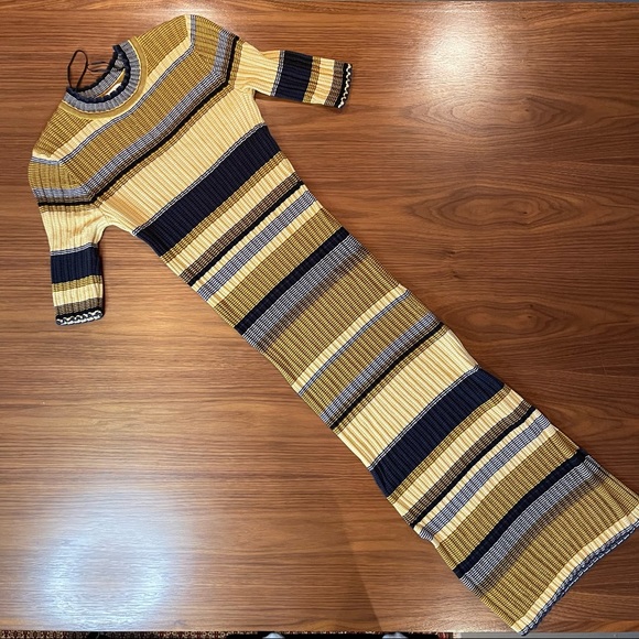 Ribbed striped dress - Picture 7 of 8